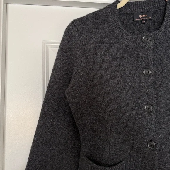 Quince Mongolian Cashmere Structured Cardigan in Heather Charcoal - Picture 4 of 4